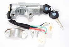 Carica l&#39;immagine nel visualizzatore di Gallery, COMMUTATORE ACC. E BLOCCASTERZO QUARGO