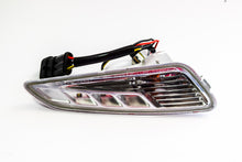 Carica l&#39;immagine nel visualizzatore di Gallery, FRECCIA ANT SX VESPA SPRINT 4T 125-150