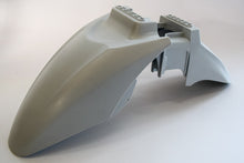 Carica l&#39;immagine nel visualizzatore di Gallery, PARAFANGO ANTERIORE BEVERLY 350 4T
