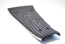 Carica l&#39;immagine nel visualizzatore di Gallery, PEDANA CENTRALE VESPA PX 125-150 2011