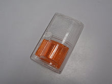 Carica l&#39;immagine nel visualizzatore di Gallery, VETRO FRECCIA ANTERIORE DX PORTER 9298