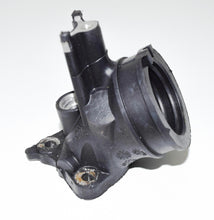 Carica l&#39;immagine nel visualizzatore di Gallery, COLLETTORE ASPIRAZIONE VESPA GTS 250-300