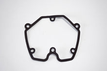 Carica l&#39;immagine nel visualizzatore di Gallery, GUARNIZIONE COPERCHIO VALV V35 7790