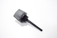 Carica l&#39;immagine nel visualizzatore di Gallery, TAPPO LIVELLO OLIO SCARABEO MOT.ROTAX