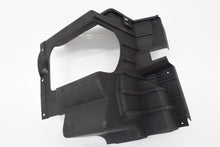 Carica l&#39;immagine nel visualizzatore di Gallery, GREMBIULINA DESTRA MOTORE APE QUARGO