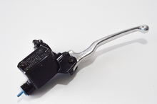 Carica l&#39;immagine nel visualizzatore di Gallery, POMPA IDRAUL FRENO SX BEVERLY 500 07-12