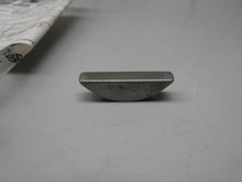 Carica l&#39;immagine nel visualizzatore di Gallery, CHIAVETTA ALBERO MOTORE APE POKER-MP-703