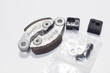 Carica l&#39;immagine nel visualizzatore di Gallery, SERIE GANASCE PER FRIZIONE A 2 MASSE MIN