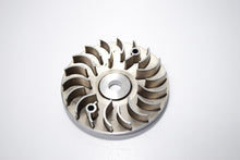 Carica l&#39;immagine nel visualizzatore di Gallery, 244112 - SEMIPULEGGIA FISSA MOTRICE POLINI APRILIA LEONARDO 125-150 - SCARABEO 125-150 MOTORE ROTAX