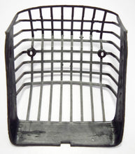 Carica l&#39;immagine nel visualizzatore di Gallery, GRIGLIA NERA FANALE POST VESPA PX 1°S