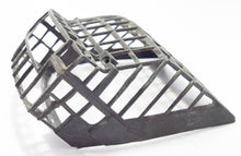 Carica l&#39;immagine nel visualizzatore di Gallery, GRIGLIA NERA FANALE POST VESPA PX 1°S