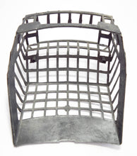 Carica l&#39;immagine nel visualizzatore di Gallery, GRIGLIA NERA FANALE POST VESPA PX 1°S