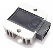 Carica l&#39;immagine nel visualizzatore di Gallery, REGOLATORE KLR D 250 84-05/KLR A 600 &#39;84