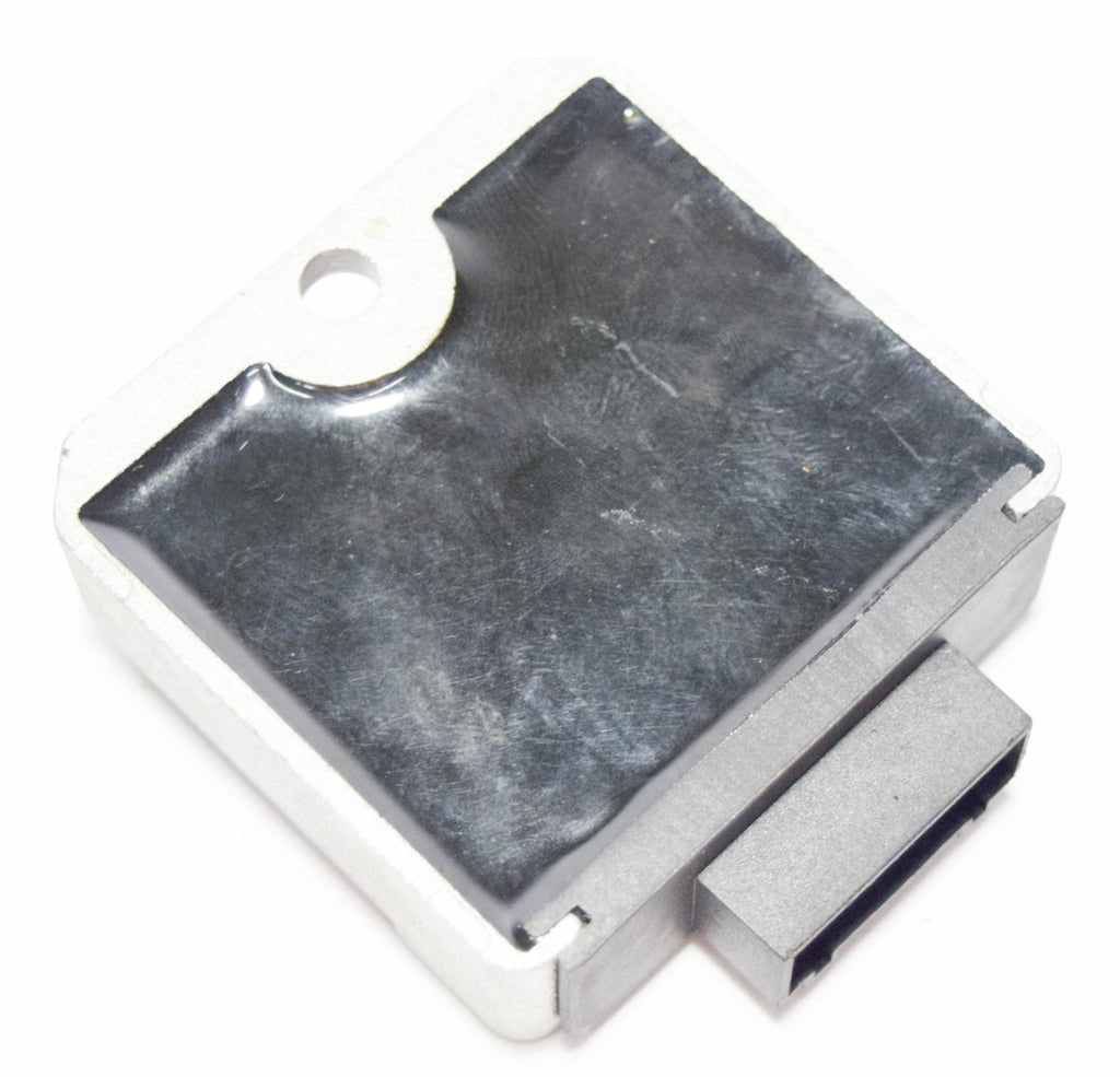 REGOLATORE DI TENSIONE VESPA ET2 50