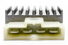 Carica l&#39;immagine nel visualizzatore di Gallery, REGOLATORE 12V MINARELLI-YAMAHA 50 2T