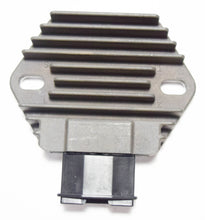 Carica l&#39;immagine nel visualizzatore di Gallery, REGOLATORE CB F HORNET 600 98-06