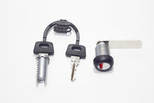 Carica l&#39;immagine nel visualizzatore di Gallery, KIT SERRATURA+BLOCCASTERZO APE 50 TM