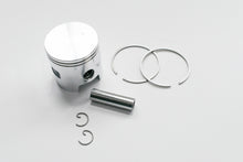 Carica l&#39;immagine nel visualizzatore di Gallery, PISTONE D.50 3 TRAVASI VESPA 50