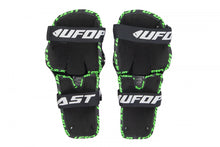 Carica l&#39;immagine nel visualizzatore di Gallery, COPPIA GINOCCHIERE &#39;KAJAM&#39; NERE