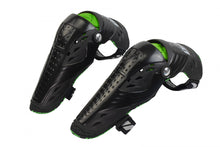 Carica l&#39;immagine nel visualizzatore di Gallery, COPPIA GINOCCHIERE &#39;SYNCRON&#39; NERE