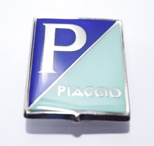 Carica l'immagine nel visualizzatore di Gallery, SCUDETTO PIAGGIO GENOVASMALTATO 4 GREF