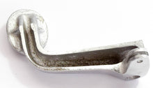 Carica l&#39;immagine nel visualizzatore di Gallery, PEDALE FRENO VESPA 125 U FARO BASSO