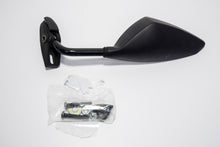Carica l&#39;immagine nel visualizzatore di Gallery, RETROVISORE SX CARBON SOFT
