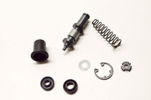 Carica l&#39;immagine nel visualizzatore di Gallery, PISTONCINO POM.FRENO ANT T-MAX 500 01-07